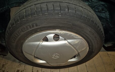 Toyota Raum I, 2000 год, 335 000 рублей, 35 фотография