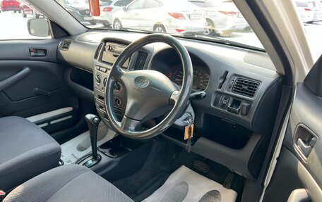 Toyota Probox I, 2002 год, 619 000 рублей, 10 фотография