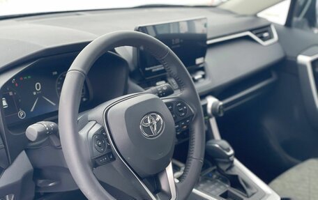 Toyota RAV4, 2025 год, 4 100 000 рублей, 9 фотография