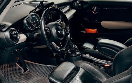 MINI Hatch, 2015 год, 1 950 000 рублей, 20 фотография