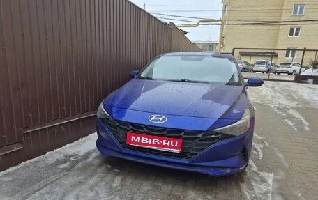 Hyundai Elantra, 2021 год, 1 900 000 рублей, 1 фотография