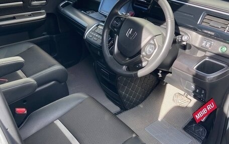 Honda Stepwgn IV, 2019 год, 2 780 000 рублей, 22 фотография