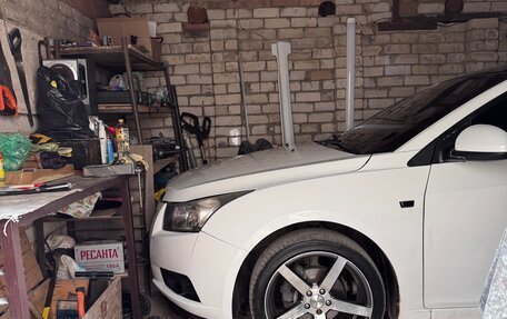 Chevrolet Cruze II, 2011 год, 700 000 рублей, 6 фотография