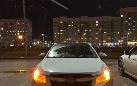 Chevrolet Cruze II, 2011 год, 700 000 рублей, 3 фотография