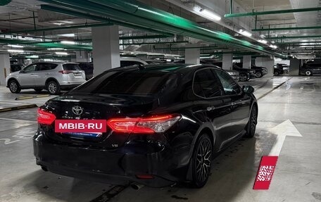 Toyota Camry, 2022 год, 3 390 000 рублей, 4 фотография