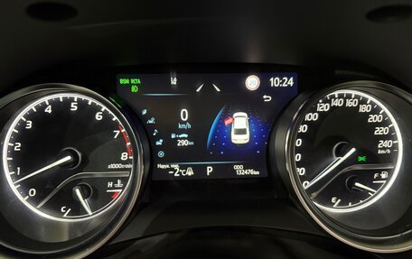 Toyota Camry, 2022 год, 3 390 000 рублей, 10 фотография