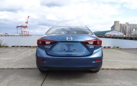 Mazda Axela, 2016 год, 990 000 рублей, 2 фотография