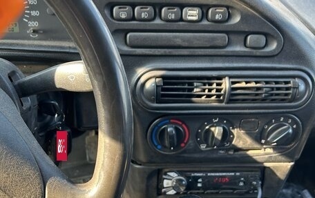 Chevrolet Niva I рестайлинг, 2005 год, 330 000 рублей, 3 фотография