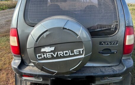 Chevrolet Niva I рестайлинг, 2005 год, 330 000 рублей, 8 фотография