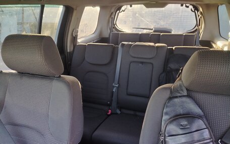 Nissan Pathfinder, 2005 год, 1 000 000 рублей, 10 фотография