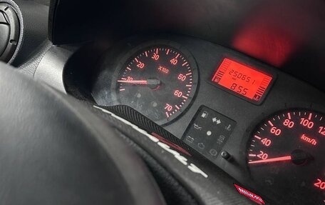 Renault Logan I, 2006 год, 180 000 рублей, 13 фотография