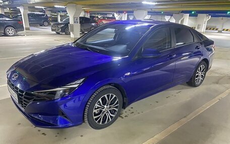 Hyundai Elantra, 2021 год, 1 900 000 рублей, 3 фотография