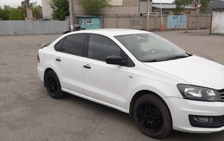 Volkswagen Polo VI (EU Market), 2015 год, 620 000 рублей, 5 фотография