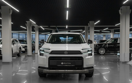 Toyota RAV4, 2025 год, 5 000 000 рублей, 3 фотография