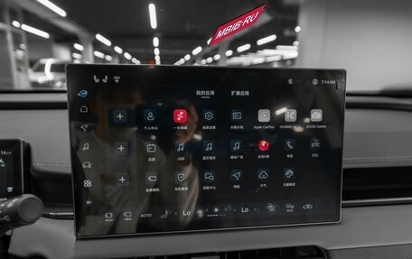 Toyota RAV4, 2025 год, 4 900 000 рублей, 19 фотография