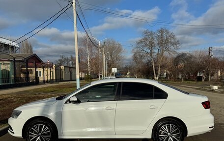 Volkswagen Jetta VI, 2016 год, 1 275 000 рублей, 2 фотография
