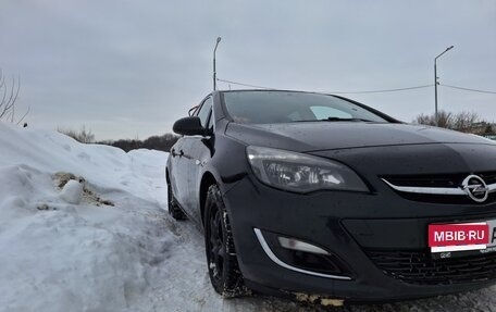Opel Astra J, 2013 год, 850 000 рублей, 1 фотография