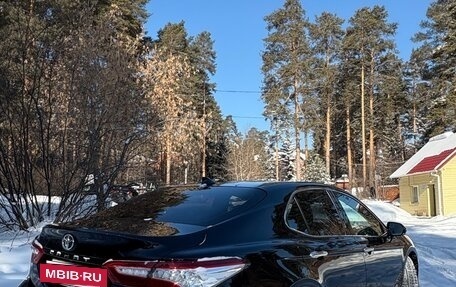 Toyota Camry, 2020 год, 3 480 000 рублей, 5 фотография