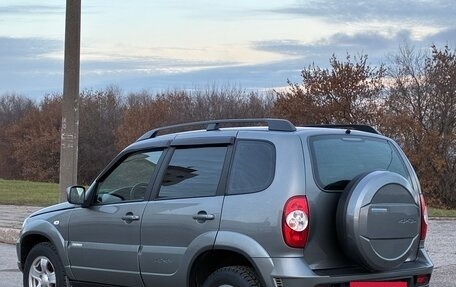 Chevrolet Niva I рестайлинг, 2012 год, 560 000 рублей, 3 фотография