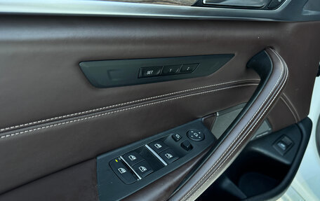 BMW 5 серия, 2019 год, 3 690 000 рублей, 12 фотография