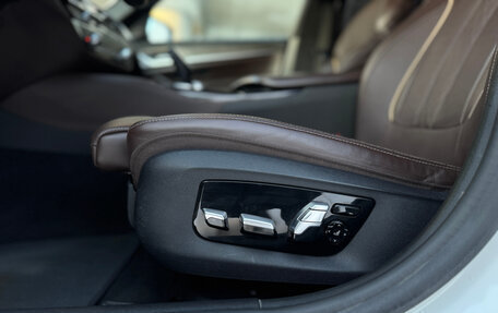 BMW 5 серия, 2019 год, 3 690 000 рублей, 15 фотография