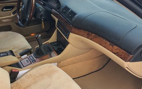 BMW 5 серия, 2001 год, 620 000 рублей, 16 фотография