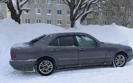Mercedes-Benz E-Класс, 1998 год, 385 000 рублей, 9 фотография