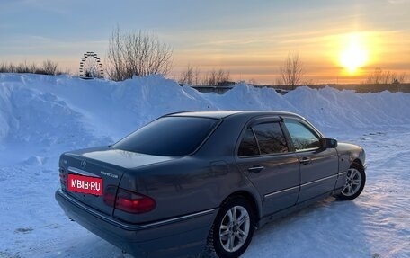 Mercedes-Benz E-Класс, 1998 год, 385 000 рублей, 18 фотография