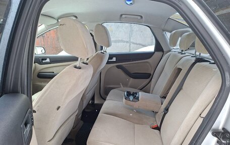 Ford Focus II рестайлинг, 2006 год, 9 фотография