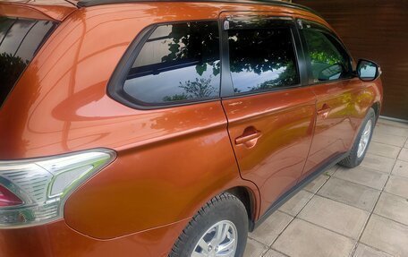 Mitsubishi Outlander III рестайлинг 3, 2012 год, 1 350 000 рублей, 7 фотография