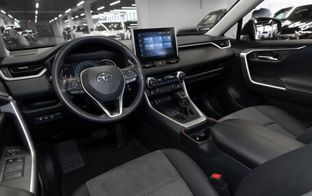 Toyota RAV4, 2022 год, 3 780 000 рублей, 7 фотография