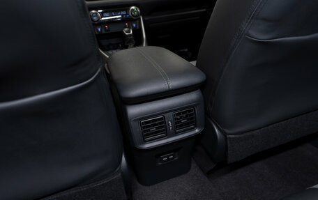 Toyota RAV4, 2022 год, 3 780 000 рублей, 14 фотография