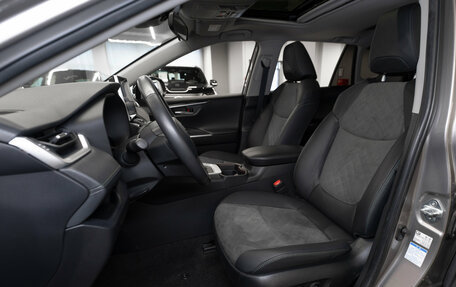 Toyota RAV4, 2022 год, 3 780 000 рублей, 9 фотография