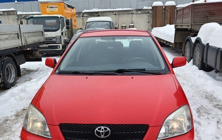 Toyota Corolla, 2004 год, 650 000 рублей, 2 фотография