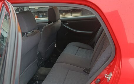 Toyota Corolla, 2004 год, 650 000 рублей, 12 фотография