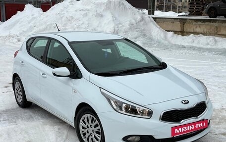 KIA cee'd III, 2013 год, 1 089 000 рублей, 2 фотография