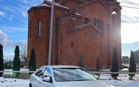 Toyota Camry, 2015 год, 1 650 000 рублей, 2 фотография