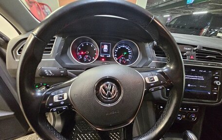 Volkswagen Tiguan II, 2020 год, 2 450 000 рублей, 8 фотография