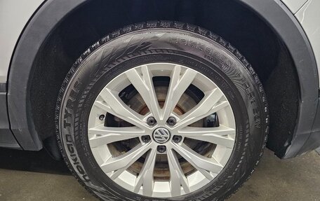 Volkswagen Tiguan II, 2020 год, 2 450 000 рублей, 15 фотография