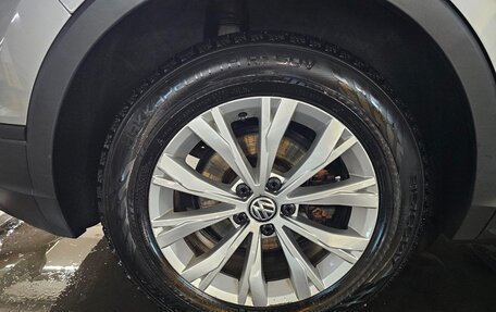 Volkswagen Tiguan II, 2020 год, 2 450 000 рублей, 16 фотография