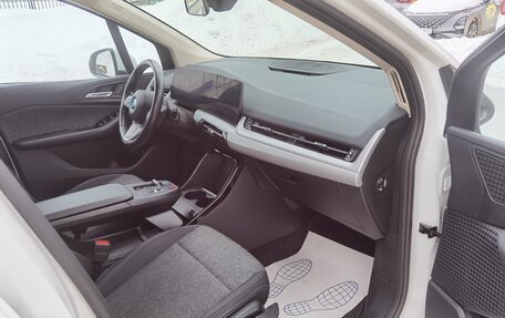 BMW 2 серия Active Tourer, 2022 год, 2 400 000 рублей, 27 фотография