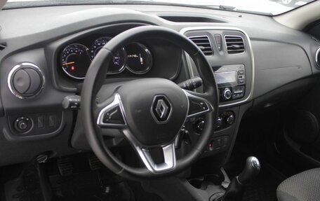 Renault Sandero II рестайлинг, 2019 год, 950 000 рублей, 9 фотография