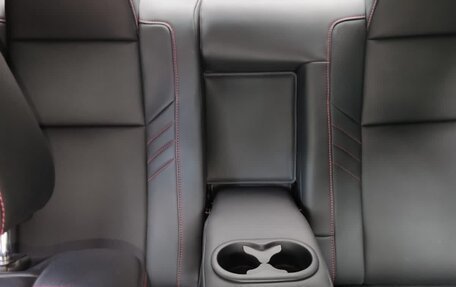 Dodge Challenger III рестайлинг 2, 2018 год, 3 700 000 рублей, 11 фотография