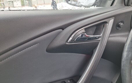 Opel Astra J, 2013 год, 850 000 рублей, 8 фотография