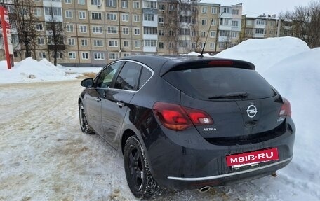 Opel Astra J, 2013 год, 850 000 рублей, 4 фотография