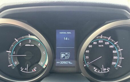 Toyota Land Cruiser Prado 150 рестайлинг 2, 2013 год, 2 950 000 рублей, 12 фотография