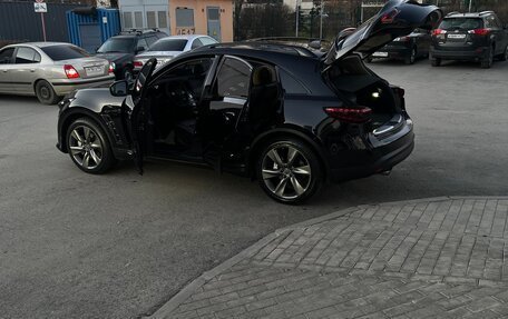 Infiniti FX II, 2012 год, 1 900 000 рублей, 28 фотография
