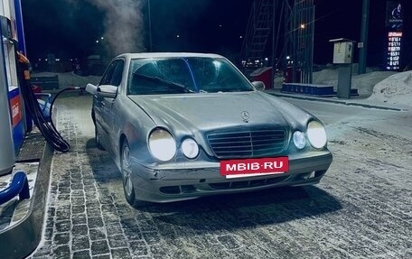 Mercedes-Benz E-Класс, 2000 год, 400 000 рублей, 3 фотография