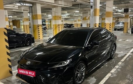 Toyota Camry, 2024 год, 3 950 000 рублей, 4 фотография