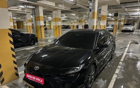 Toyota Camry, 2024 год, 3 950 000 рублей, 2 фотография